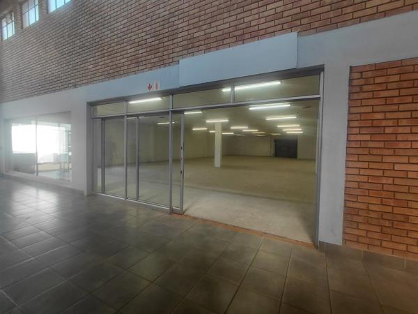 472  m² Retail Space