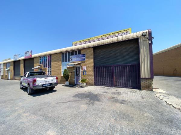 192  m² Industrial space