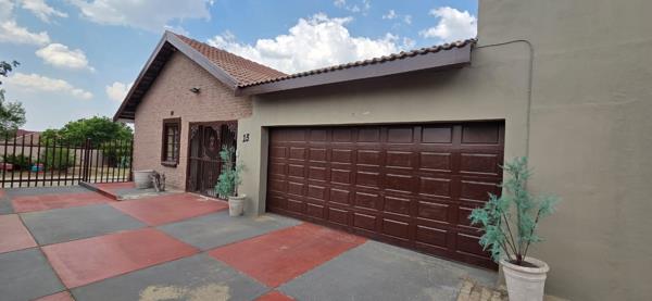 8 Bedroom House