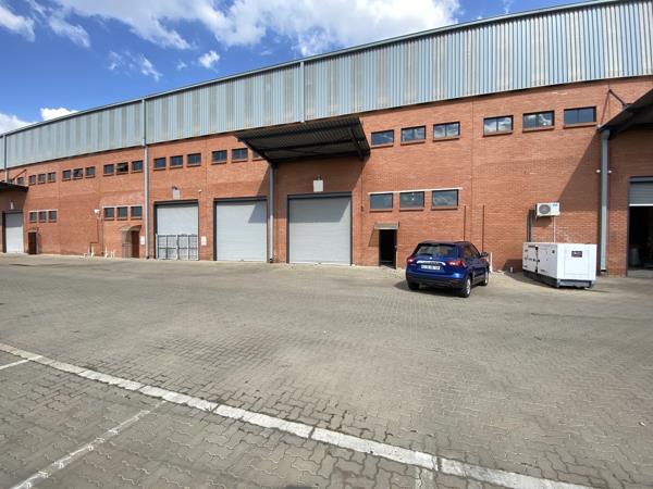 380  m² Industrial space