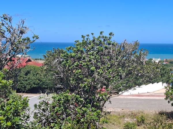 708 m² Land