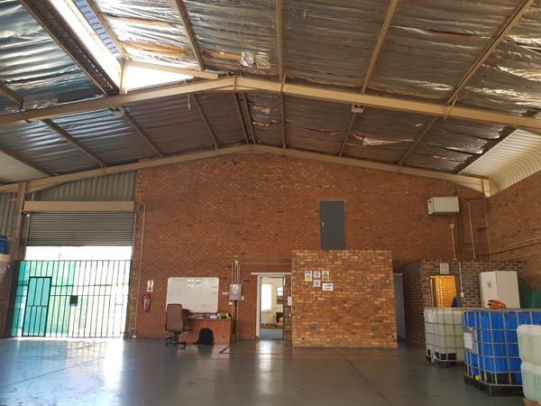 668  m² Industrial space