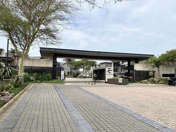 1 700 m² Land