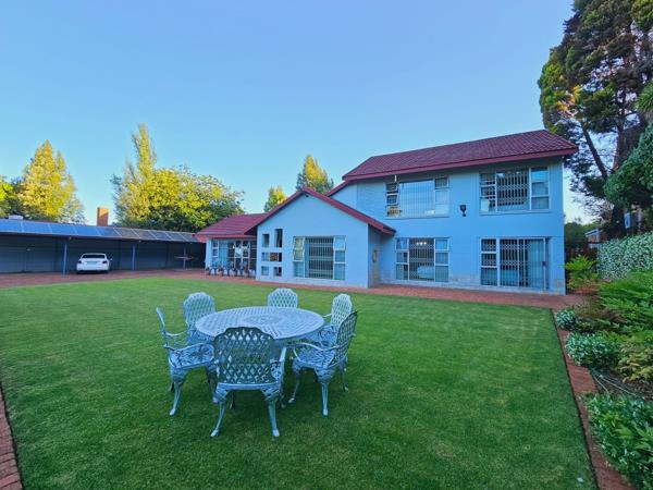 6 Bedroom House
