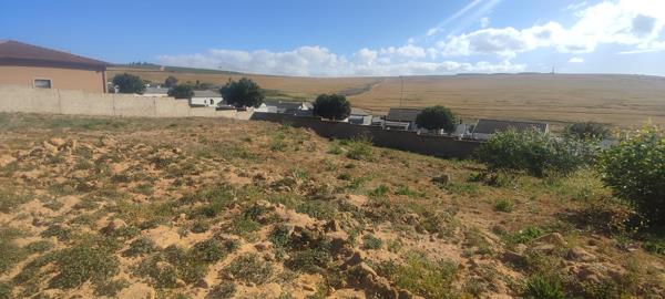 698 m² Land
