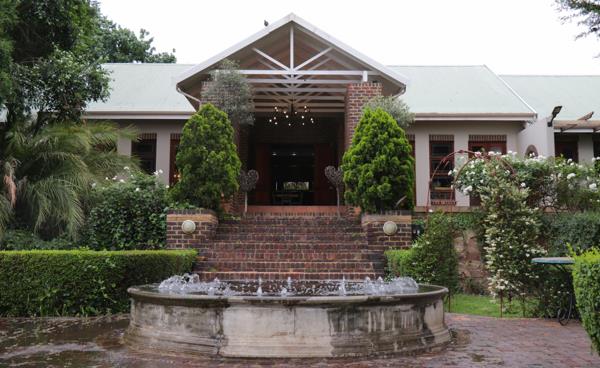 830  m² Commercial space