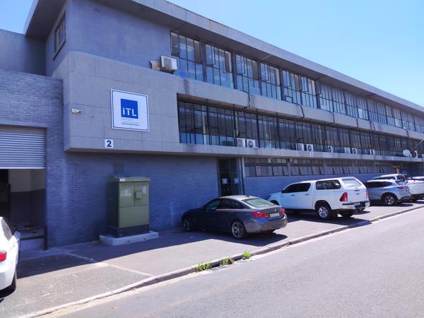 2 090  m² Industrial space