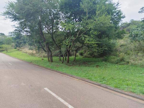 1 582 m² Land