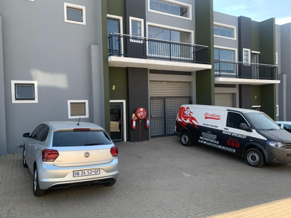 117  m² Commercial space