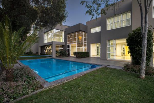 6 Bedroom House