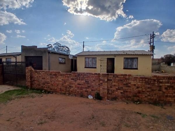 2 Bedroom House
