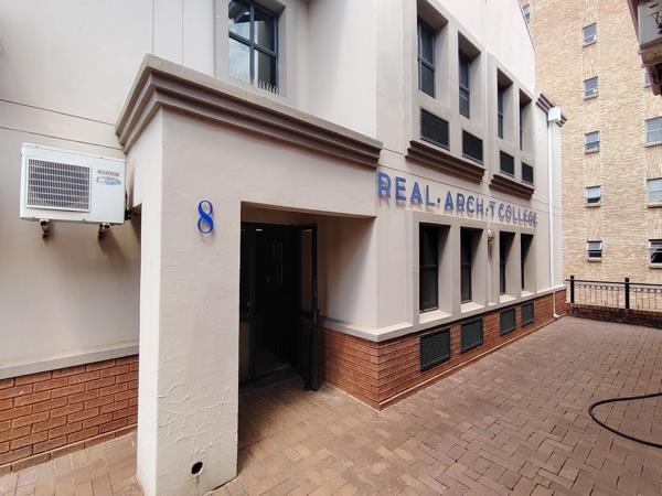 300 m² Commercial space