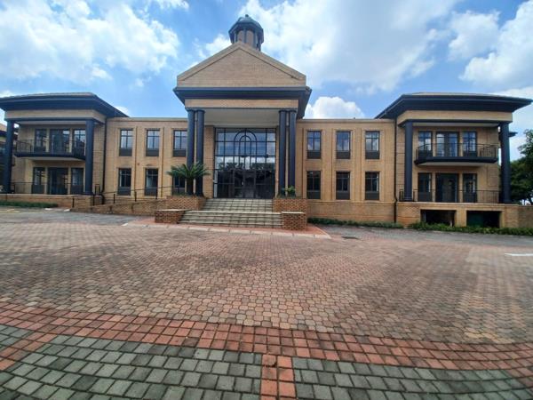 9 429 m² Office Space