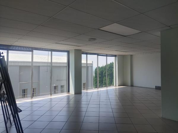 365  m² Office Space