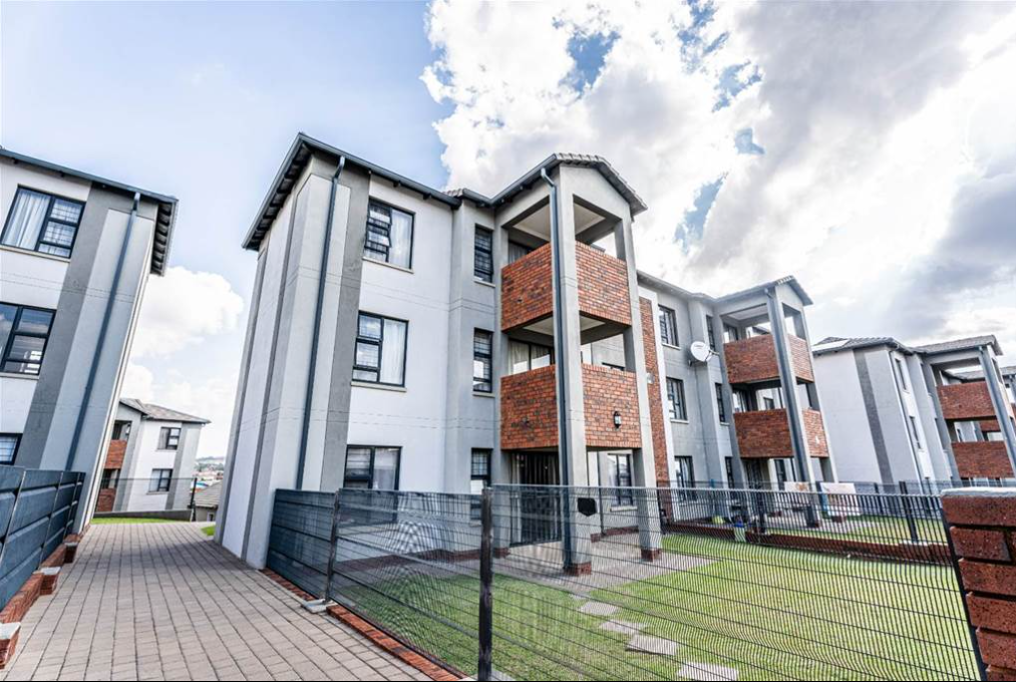 2 Bedroom Apartment