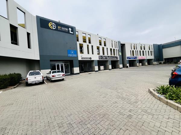 346  m² Commercial space