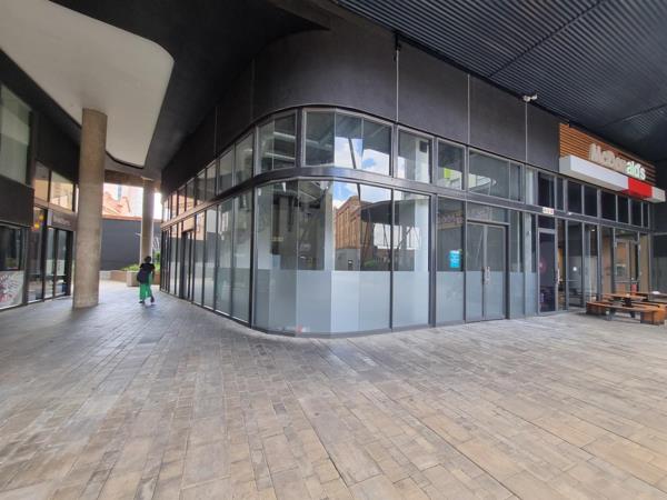 361  m² Retail Space