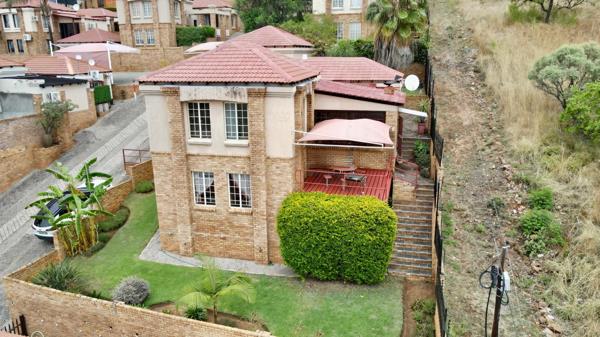 3 Bedroom Townhouse