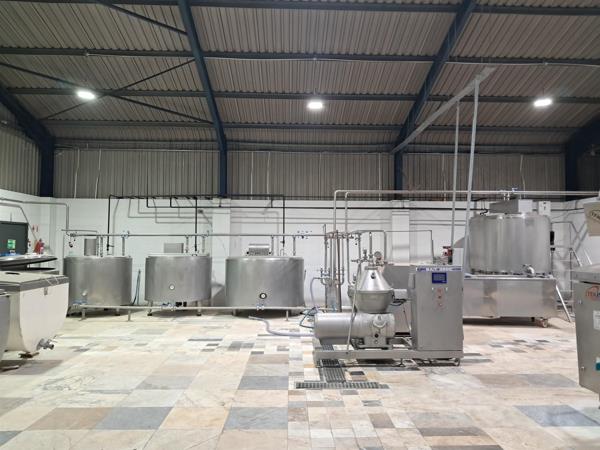 1 200  m² Industrial space