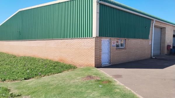 271  m² Industrial space