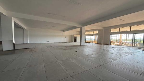 390  m² Commercial space