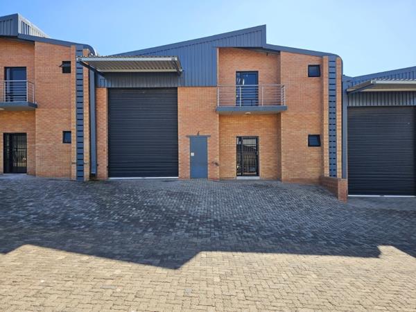 404  m² Industrial space