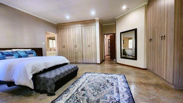 5 000 m² Smallholding