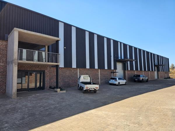 2 080  m² Industrial space