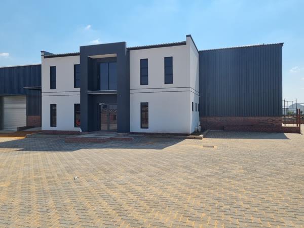662  m² Industrial space