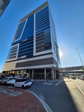 1 038 m² Retail Space