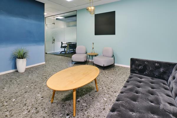 351  m² Commercial space