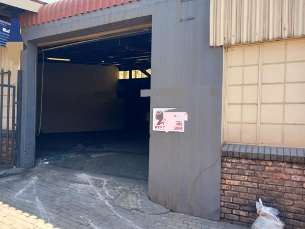 450  m² Industrial space