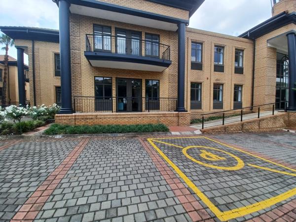 1 836 m² Office Space