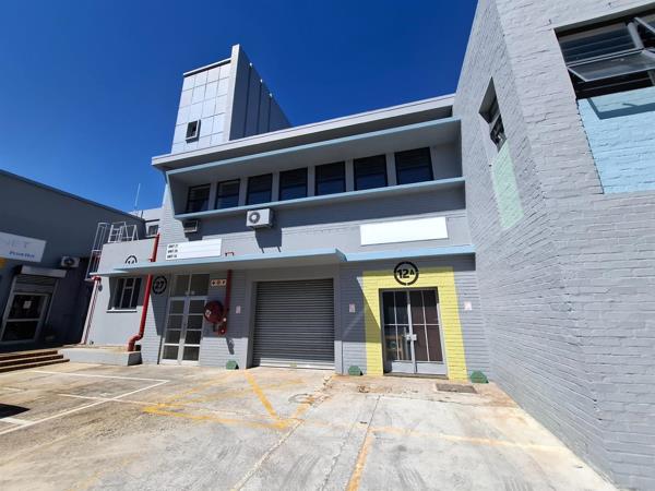 101  m² Commercial space