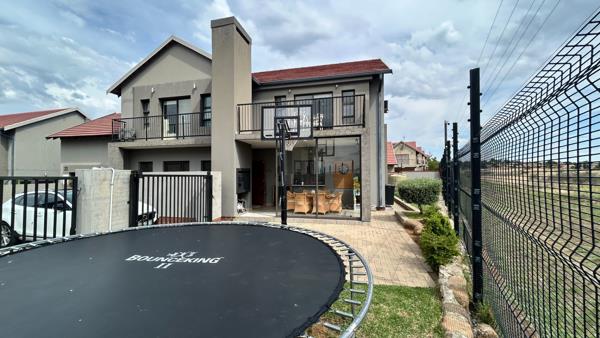 4 Bedroom Townhouse