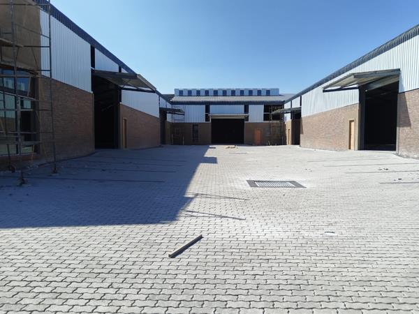856.8 m² Industrial space