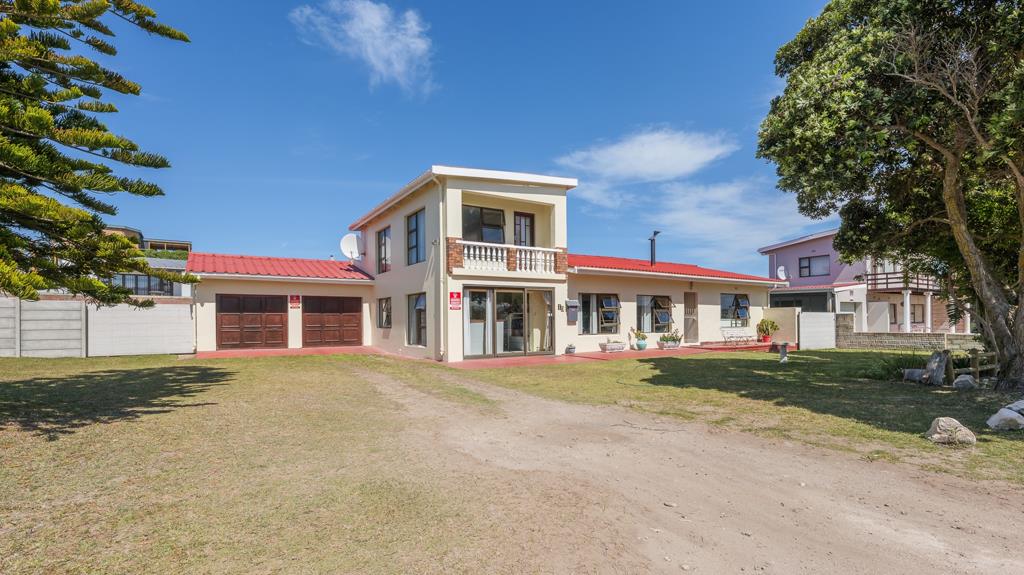 5 Bedroom House