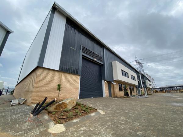 571 m² Industrial space