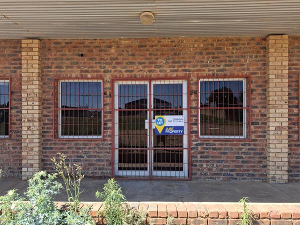 80  m² Commercial space