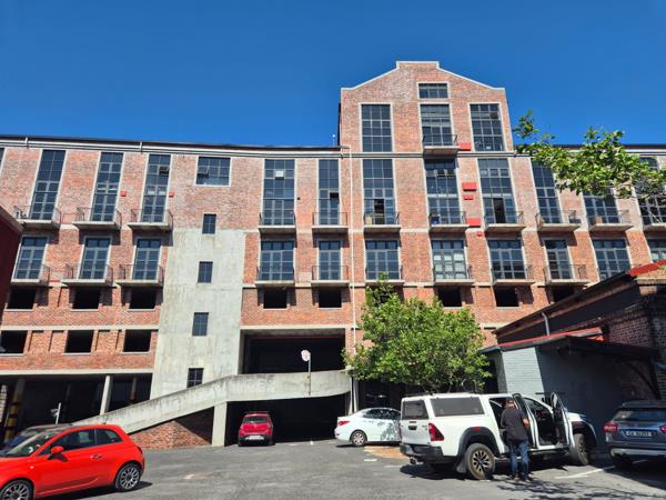 308  m² Commercial space