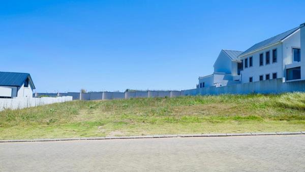 861 m² Land