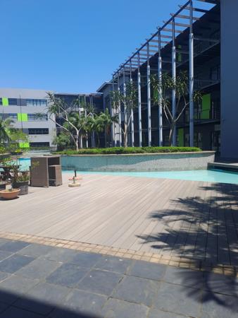 400  m² Commercial space