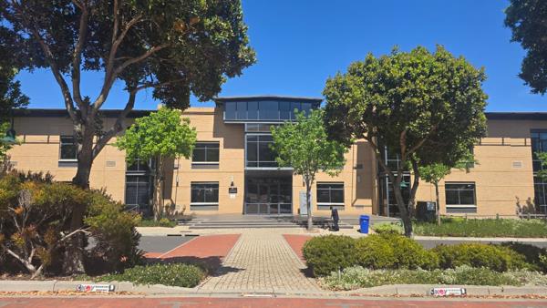 346.8  m² Commercial space