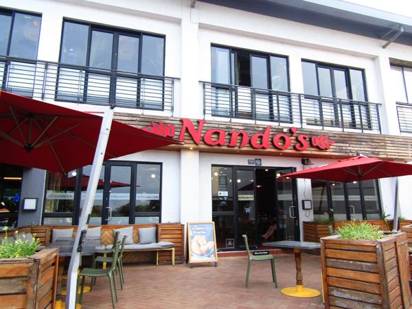 214  m² Commercial space