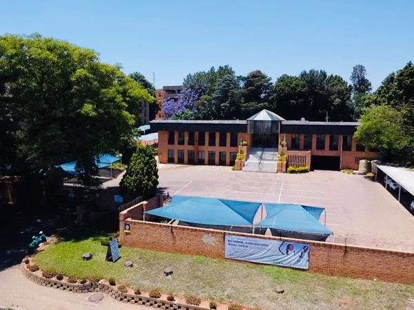 1 459  m² Commercial space