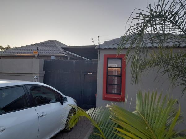 10 Bedroom House