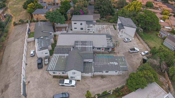 2 000 m² Commercial space