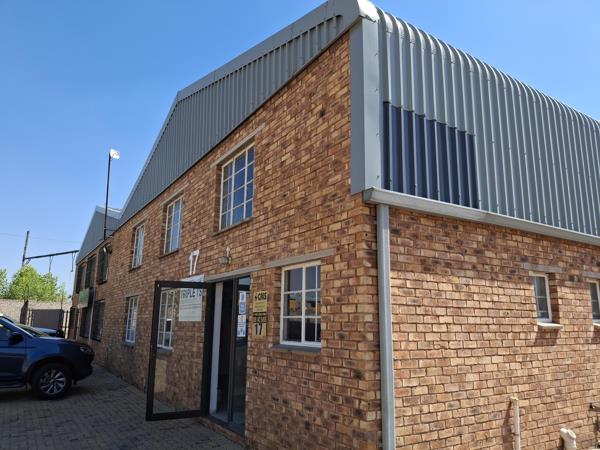 300  m² Industrial space