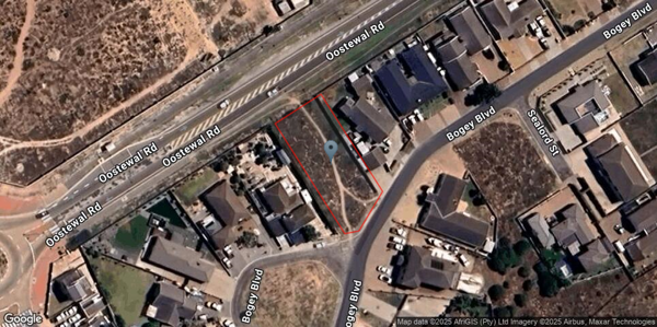 932 m² Land
