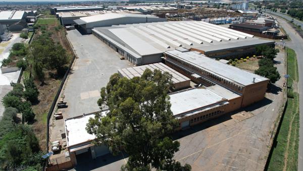 32 965  m² Industrial space